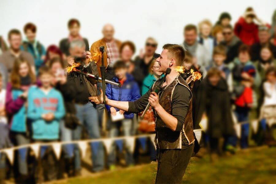Feuershow beim Mittelalterfest