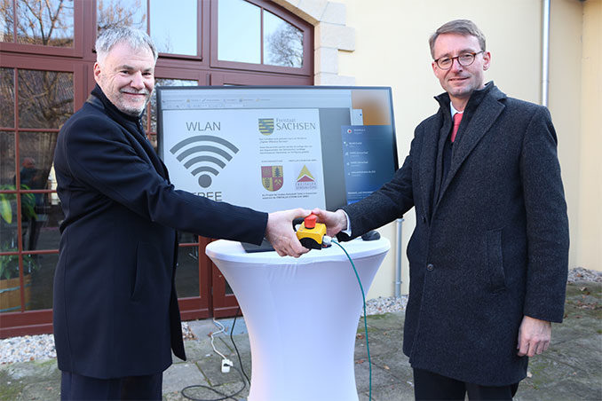 WLAN-Hotspot auf Schloss Burgk WLAN-Hotspot auf Schloss Burgk