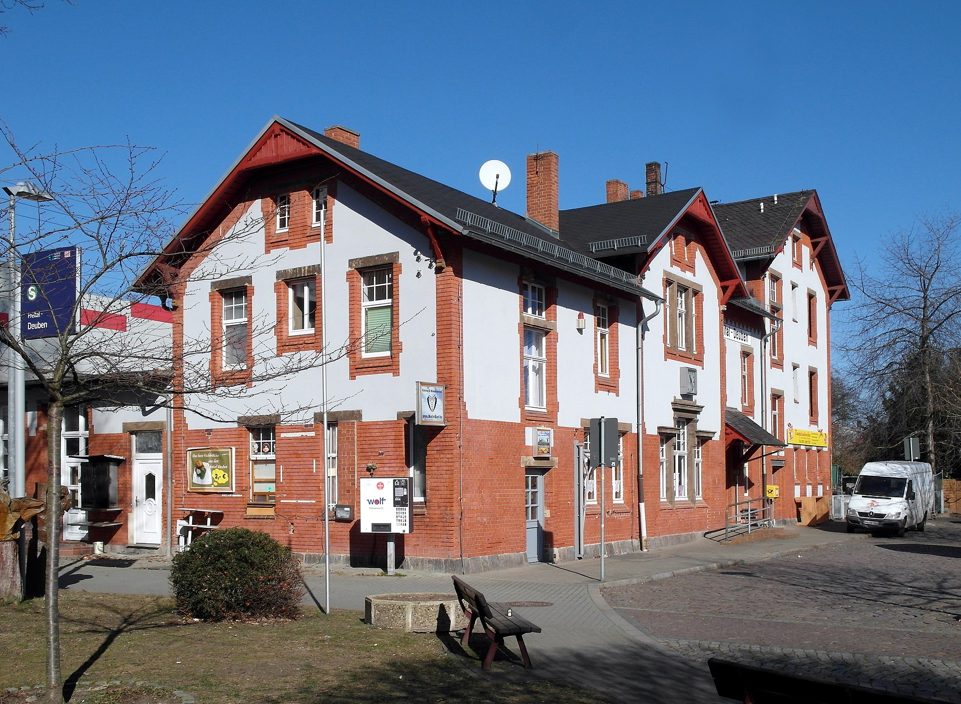 Bahnhofsgebäude Deuben