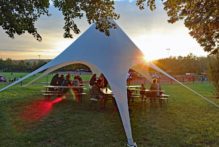 Windbergfest Loungeecke im Park