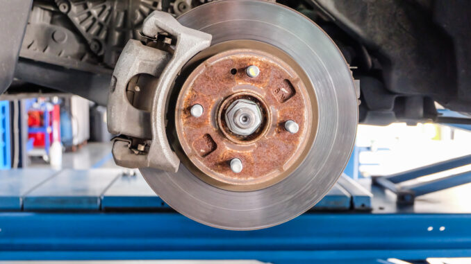 Bremsscheibe mit Bremssattel Bremsscheibe mit Bremssattel
