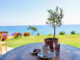 Tasse Kaffee an der Ostsee